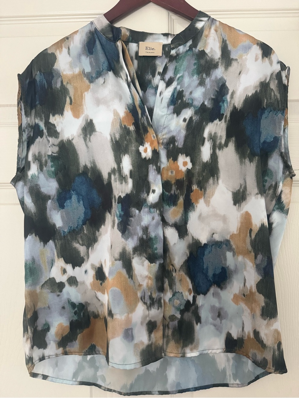 Elie Tahari Watercolor-Print Shell Top - Size Small